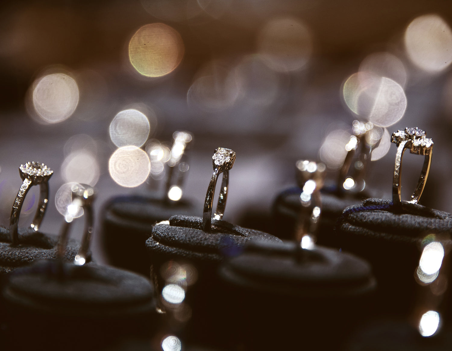 Diamond cut, clarity, color and shape